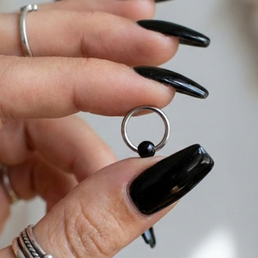 Piercing qui saigne : Est-ce Normal ou Signe de Complication ?