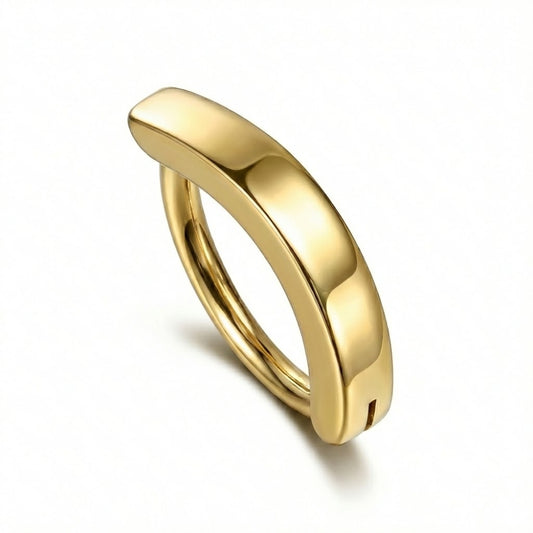 Piercing nombril doré