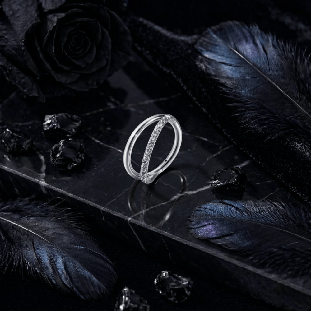 Piercing conch - Corvus Noctis